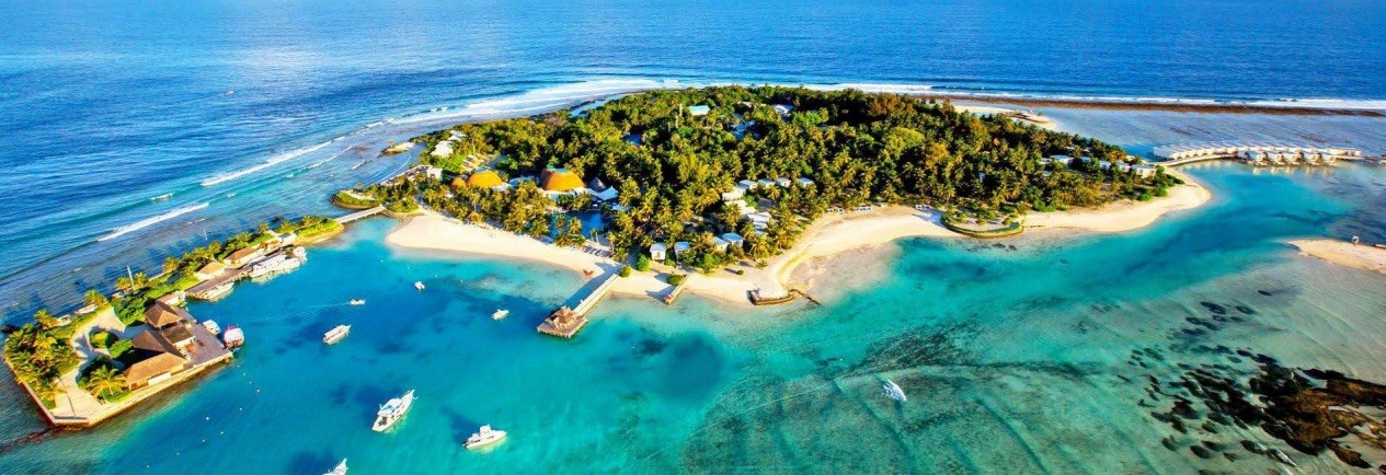 Holiday Inn Kanduma Resort